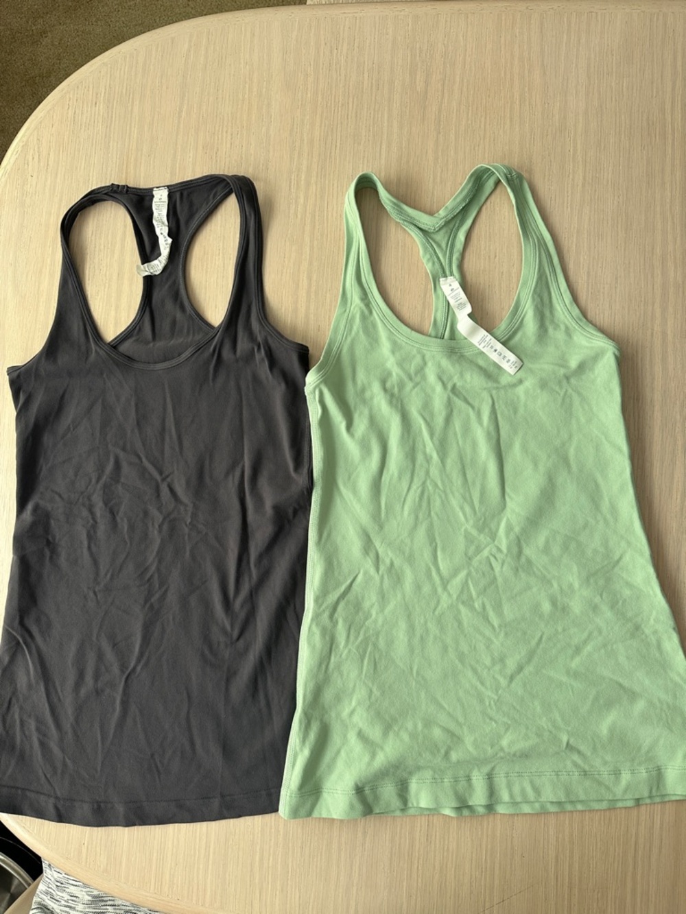 lululemon set 2 Racerback Tanks- gray & Mint sz 4